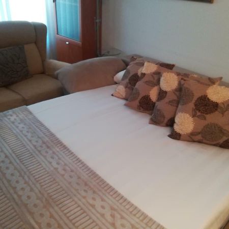 Apartamento "Paseo Del Sauco" Ezcaray Eksteriør billede