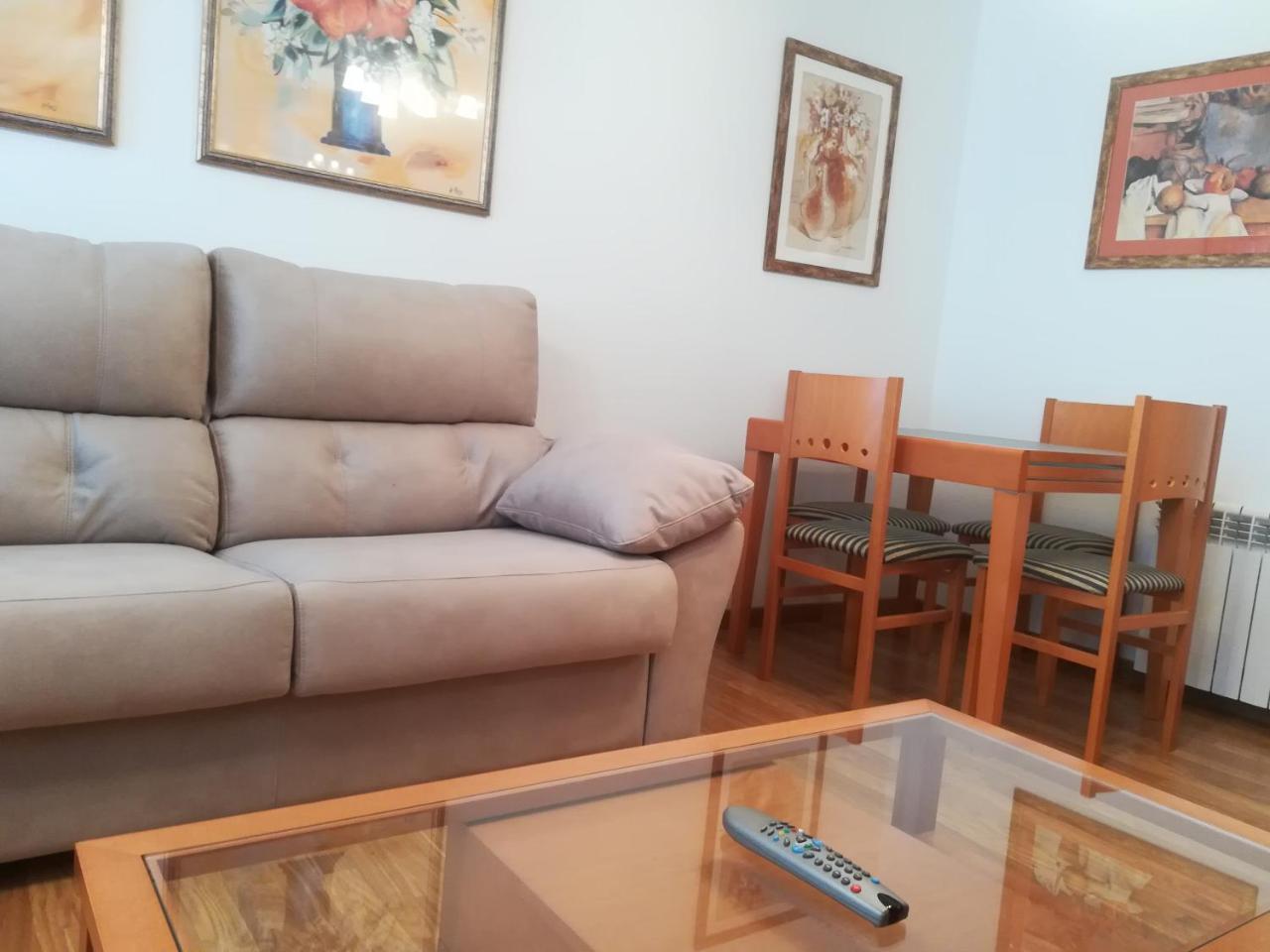 Apartamento "Paseo Del Sauco" Ezcaray Eksteriør billede