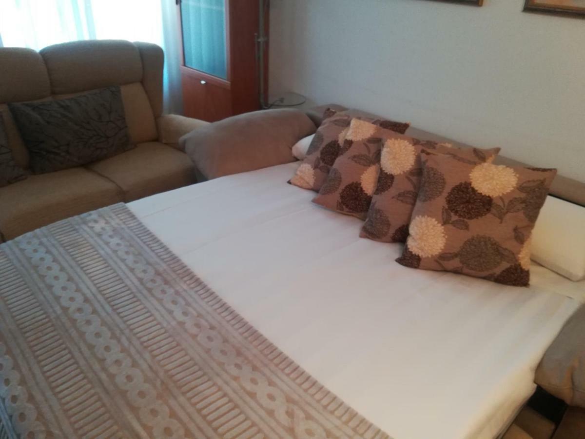 Apartamento "Paseo Del Sauco" Ezcaray Eksteriør billede